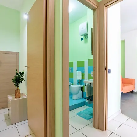 Flat Near The Sea With Air Conditioning And Patio * Reitani