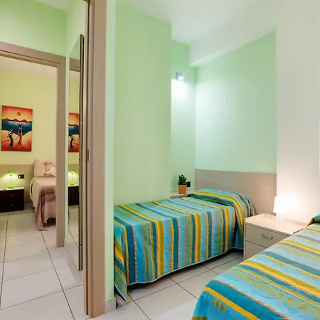 Flat Near The Sea With Air Conditioning And Patio Apartment *