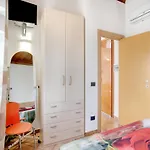 Flat Near The Sea With Air Conditioning And Patio