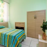 Apartment Flat Near The Sea With Air Conditioning And Patio *
