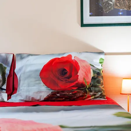 Flat Near The Sea With Air Conditioning And Patio * Reitani