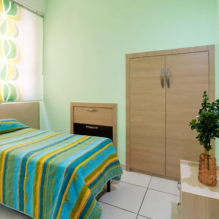 Appartamento Flat Near The Sea With Air Conditioning And Patio *