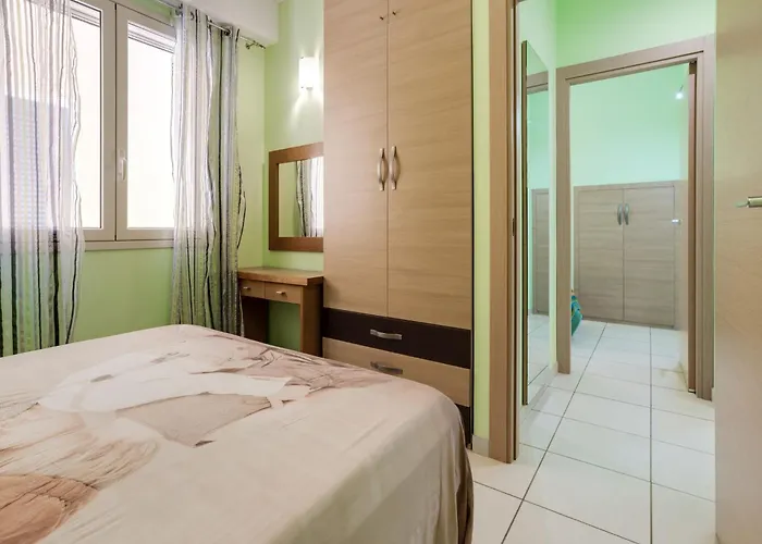 Flat Near The Sea With Air Conditioning And Patio * 瑞塔尼