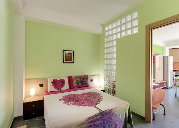 Flat Near The Sea With Air Conditioning And Patio 公寓
